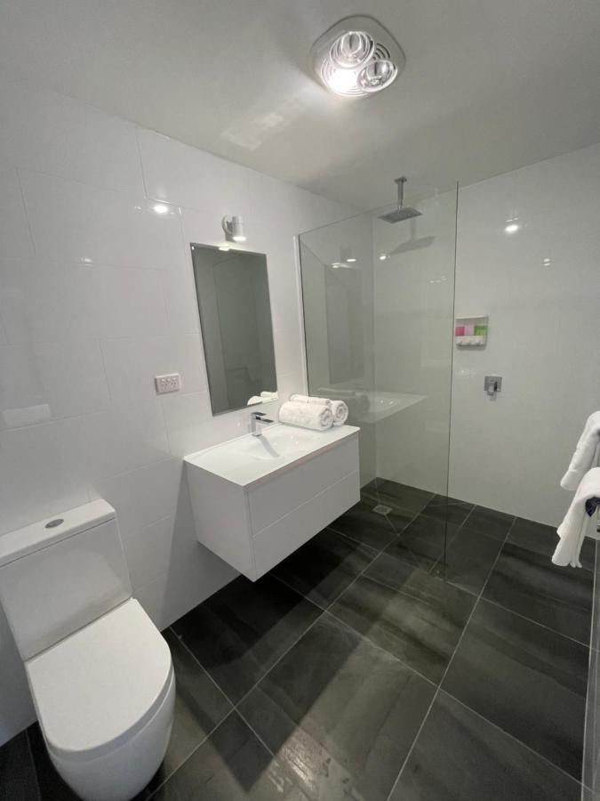 Happy Wanderer Motel Bendigo Children Not Permitted Over 18S Only Экстерьер фото